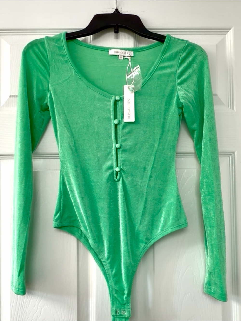 Olivaceous Green Long Sleeve Snap Bodysuit M Polyester/Spandex.